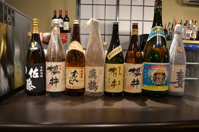 豊富な種類の焼酎・日本酒